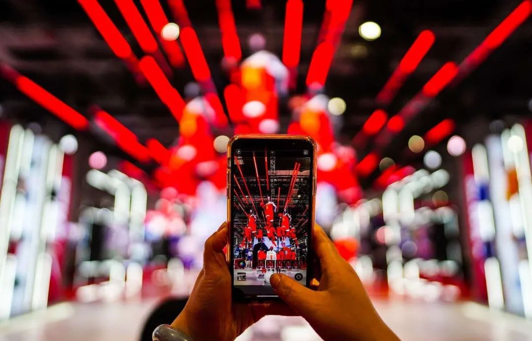 2780D441483ADEE89697F68F92B_80C57EFD_168B9