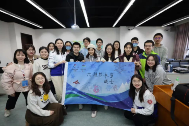 冰雪人物志丨邱小桐：遇见冬奥，，，，，自愿相约