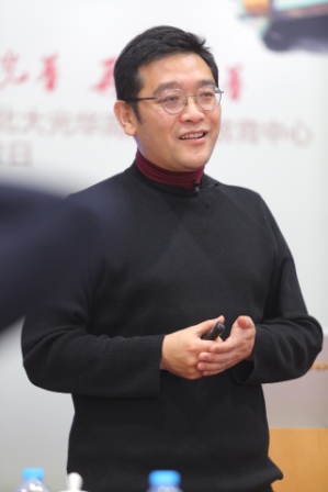 北大安博电竞洛可可校友贾伟分享立异