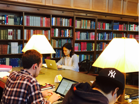 我见青山多妩媚，，，，，，料青山见我应如是