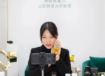 刘宏举：从小清新到高端化，，，数字化驱动国产品牌升级 | 安博电竞案例