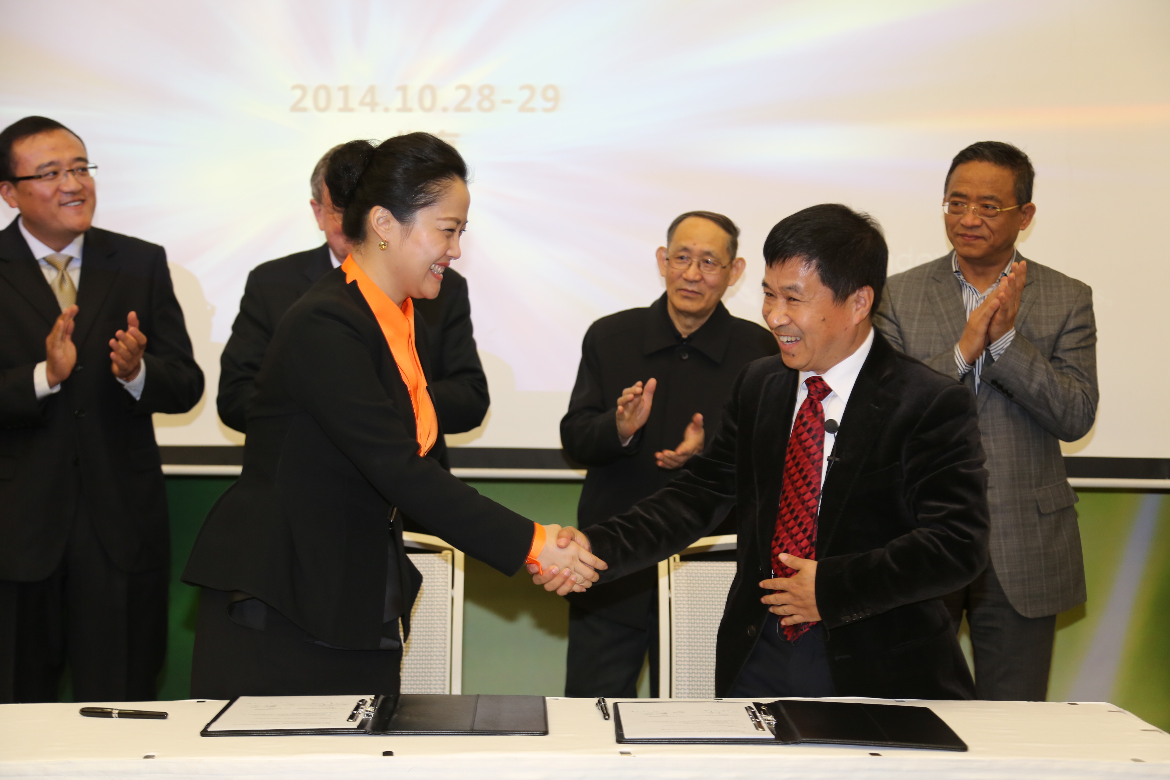 北大安博电竞 高层治理教育 包装工业