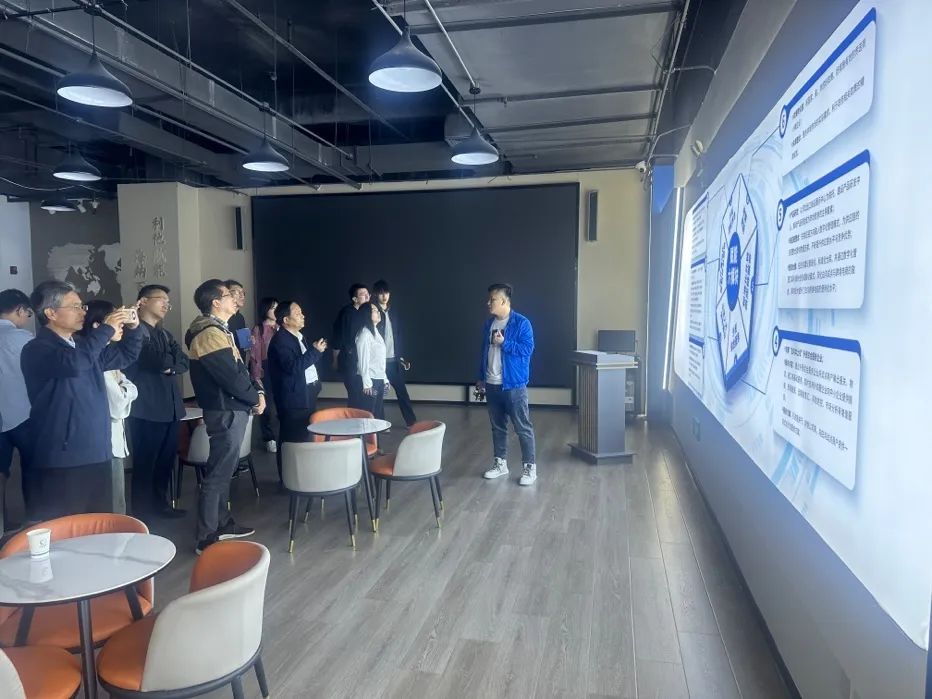 C99E8EE4494783557AD68FC8180_1F1C9C23_166A6